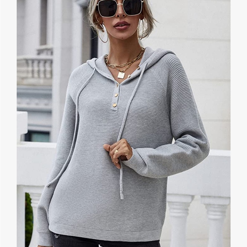Hooded Pullover Sweater with Buttons GRAY